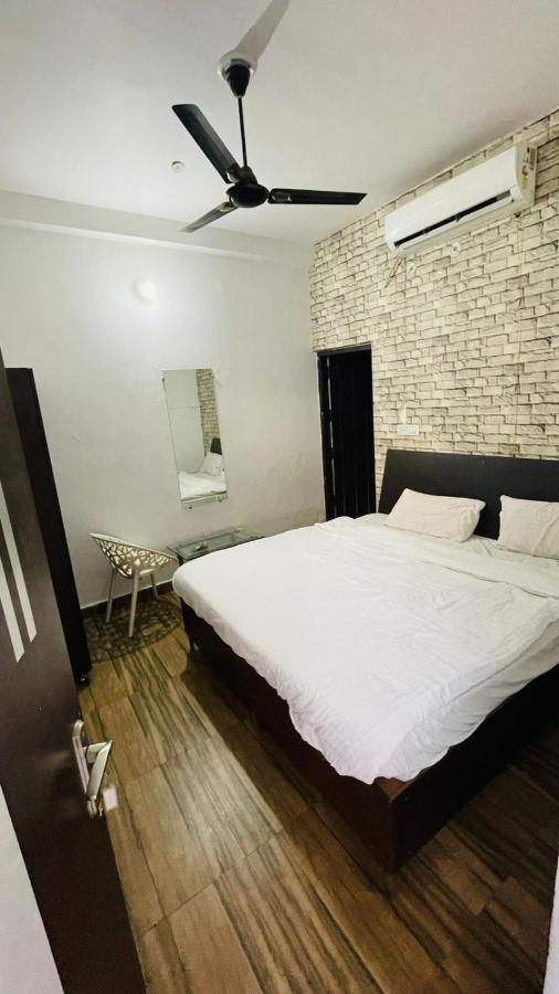 Hotel Pacific Grey By Wb Inn لاكناو المظهر الخارجي الصورة